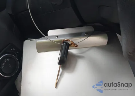 2017 Ford Escape S z USA, uszkodzony, nr VIN 1FMCU0F71HUE86078